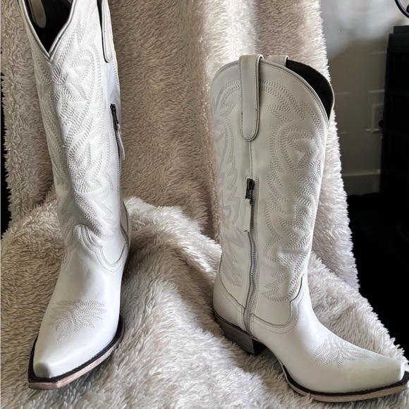 LB0526A LANE BOOTS WOMEN'S SMOKESHOW BOOTS Size 8 - Picture 3 of 11